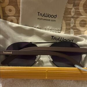 BRAND NEW IN BOX TruWood Weekender Smoke Sunglasses